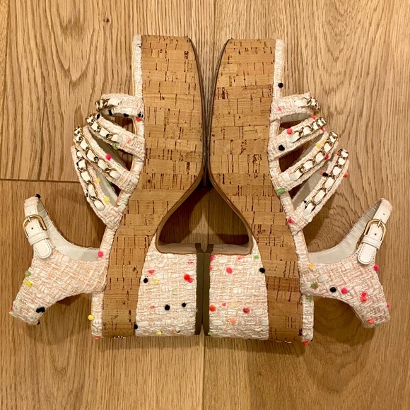 Chanel Sandal - Picture 3 of 9